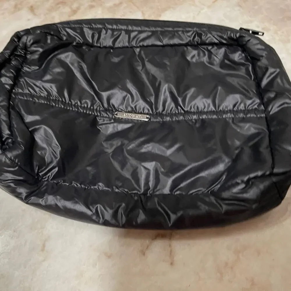 Anorak puff zippered pouch /cosmetic bag black